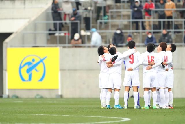 莱万加入欧冠百球俱乐部 进球效率比梅西C罗更高